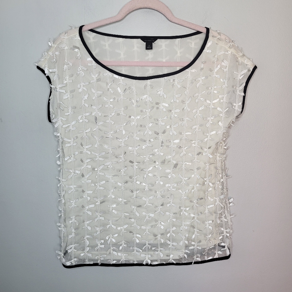 Ann Taylor White & Black Trim Elegant Top Sz Small Semi Sheer Bow Embellishments